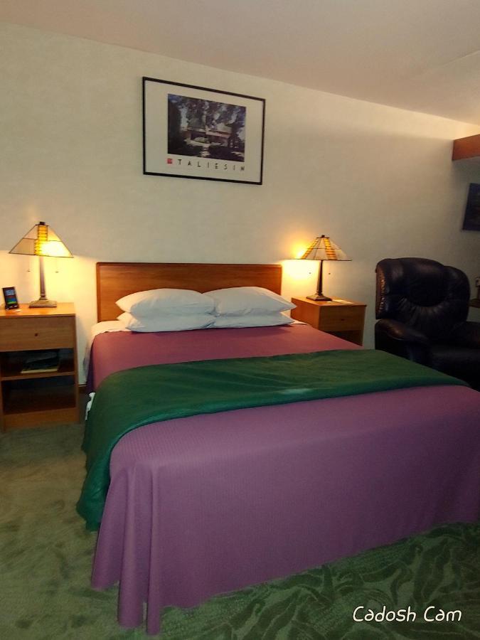 The Usonian Inn Llc Spring Green Buitenkant foto