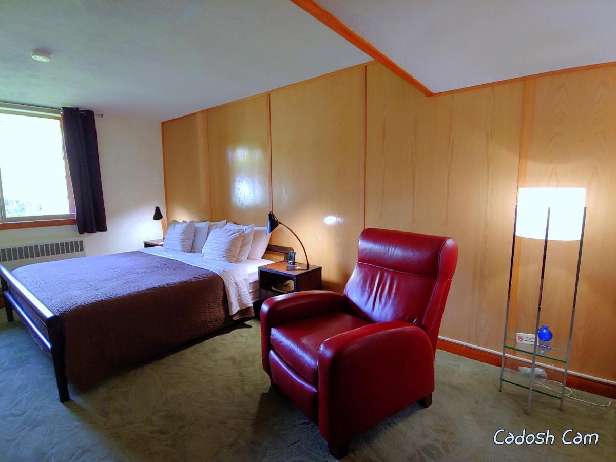The Usonian Inn Llc Spring Green Buitenkant foto