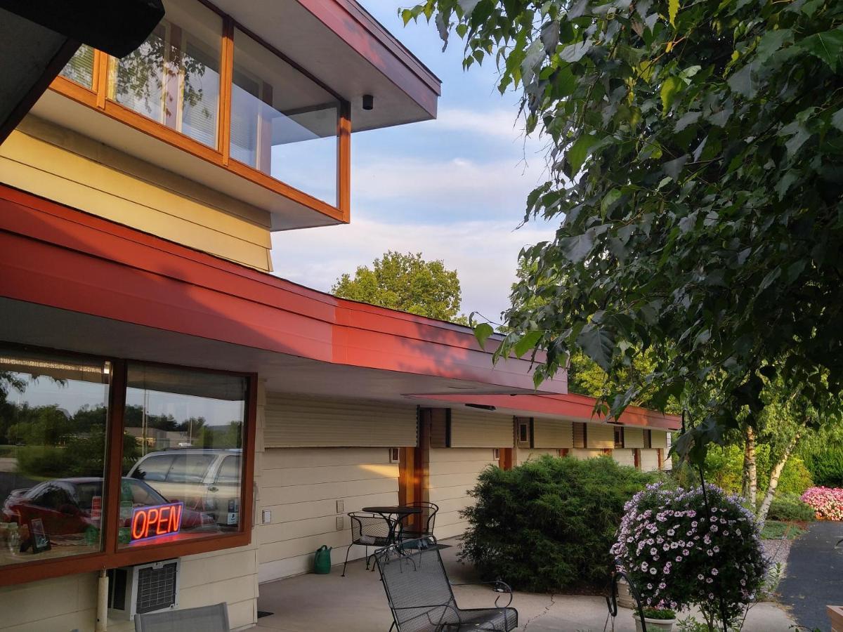 The Usonian Inn Llc Spring Green Buitenkant foto