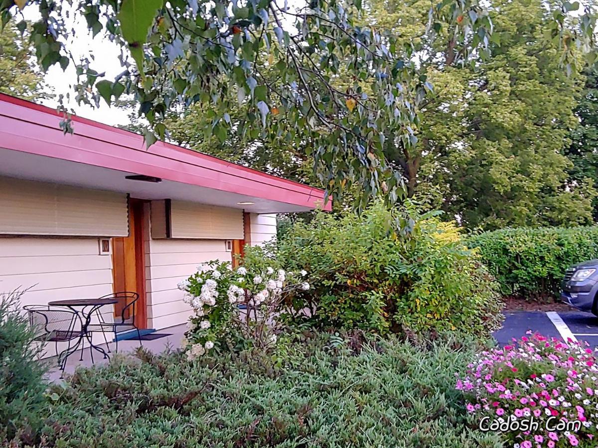 The Usonian Inn Llc Spring Green Buitenkant foto