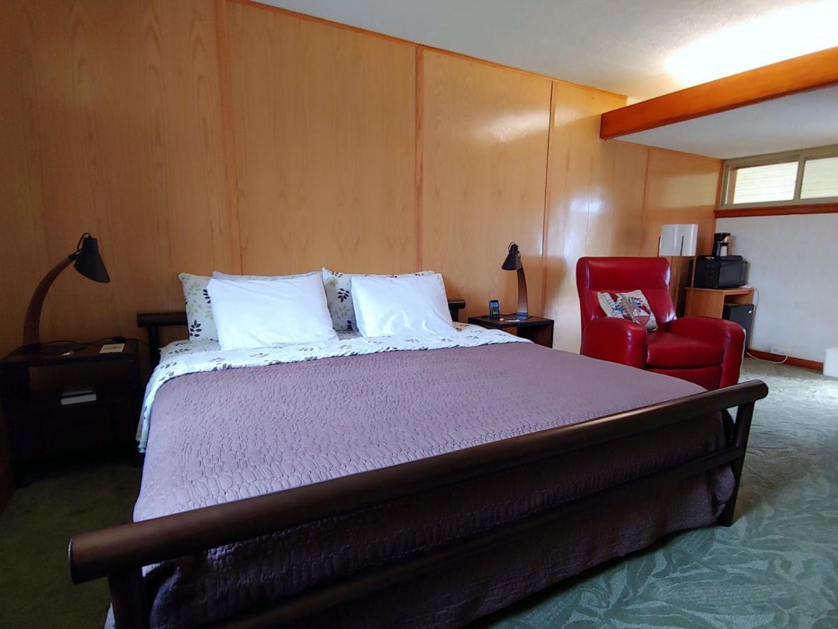 The Usonian Inn Llc Spring Green Buitenkant foto